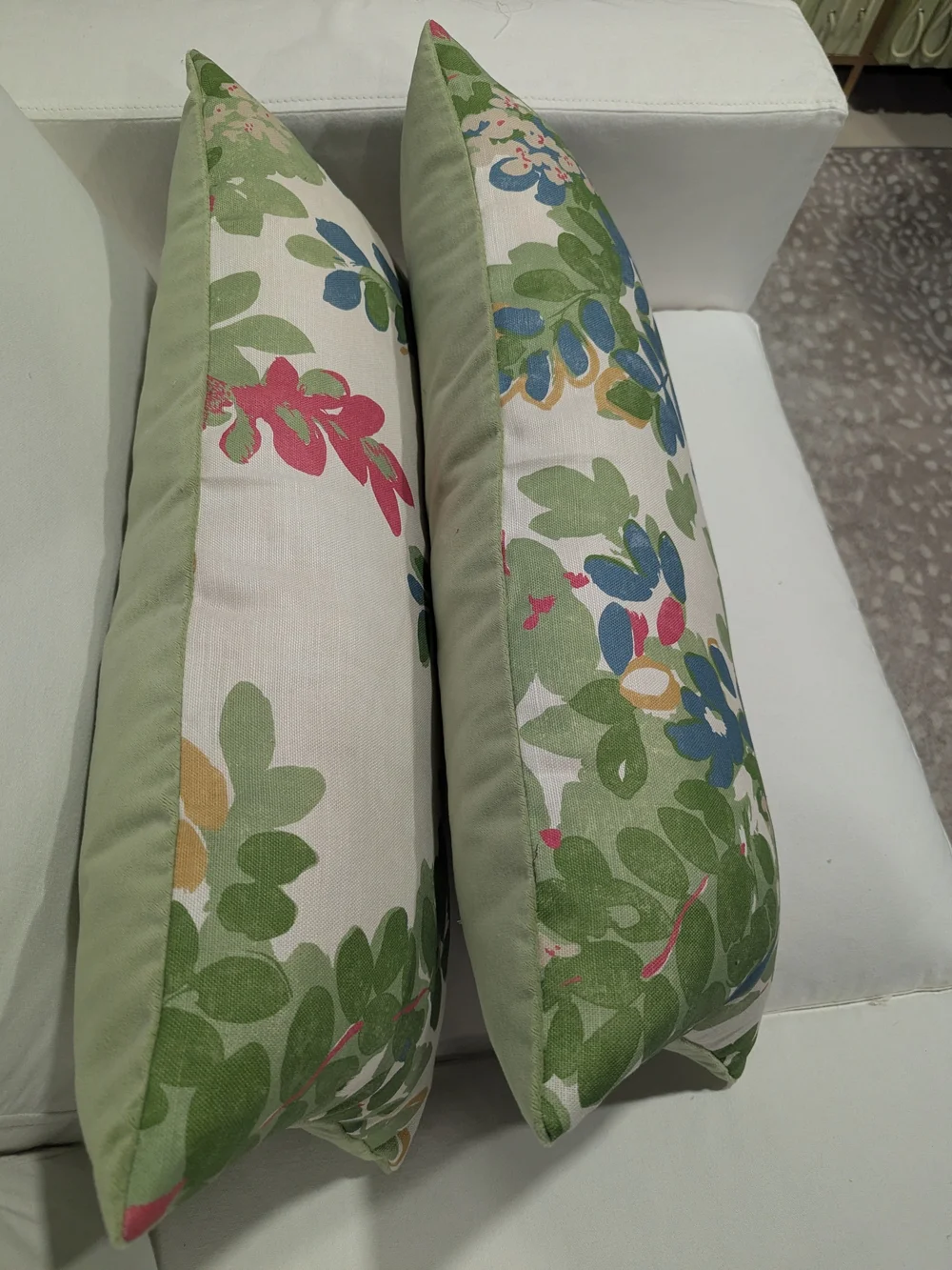 Thibaut decorative lumbar
